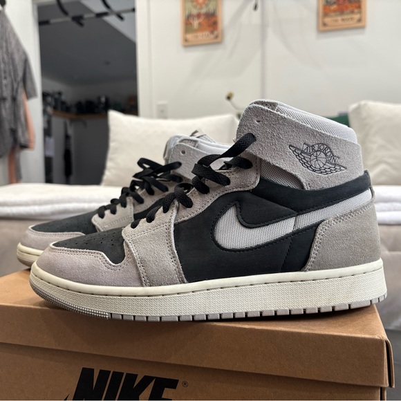 Nike Men's Black and Gray High-Top Sneakers - Picture 1 of 7